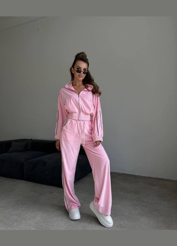 Плюшевий спортивний костюм